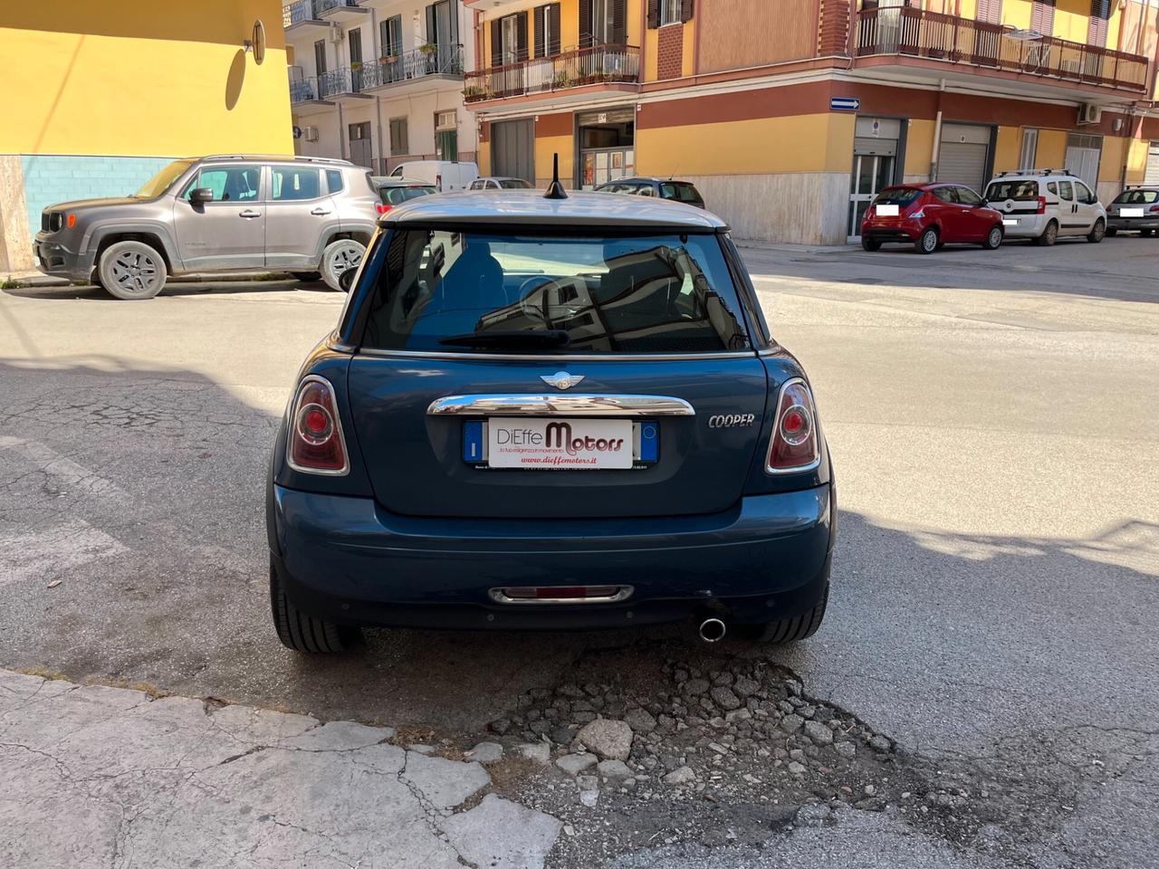 Mini 1.6 16V Cooper "Cambio Automatico"