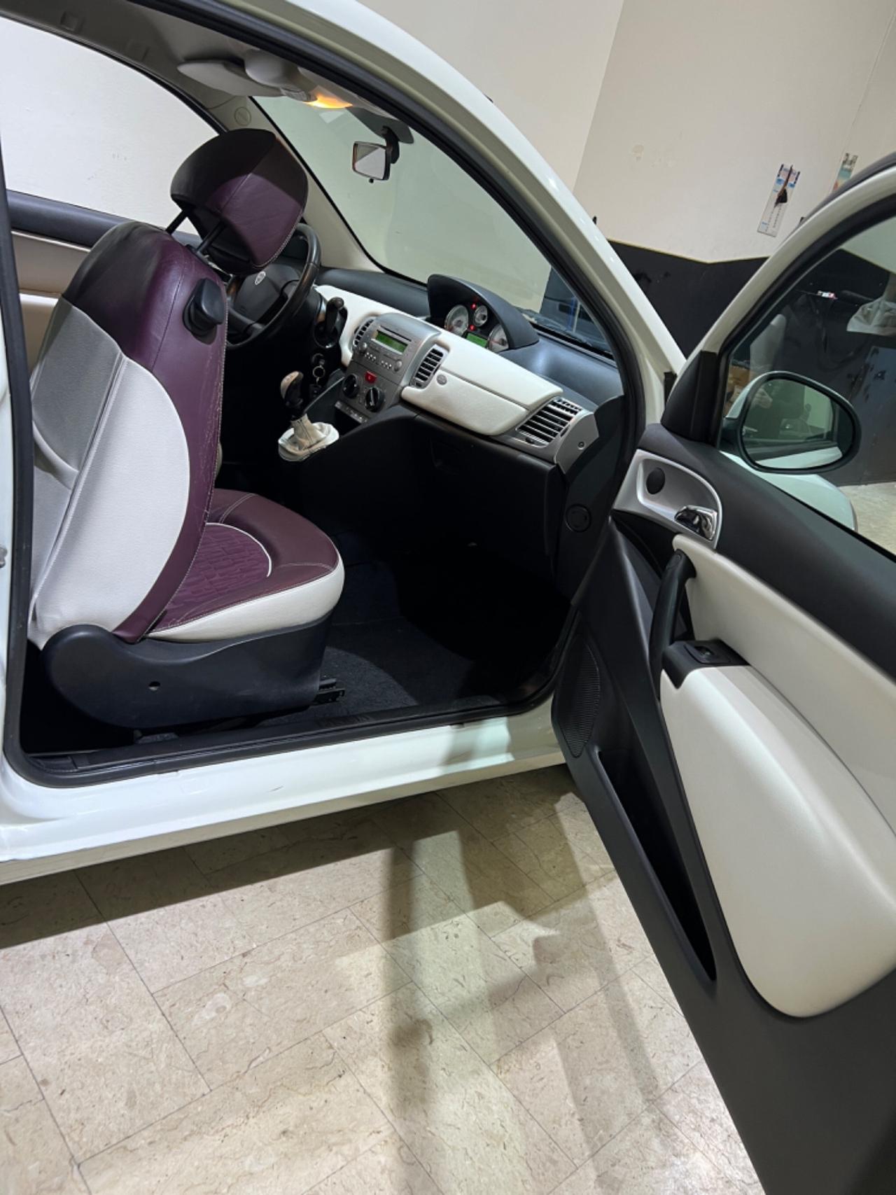 Lancia Ypsilon 1.2 69 CV Elle