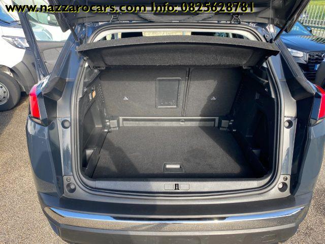 PEUGEOT 3008 BlueHDi 130 EAT8 Business NAVIGATORETELECAMERA