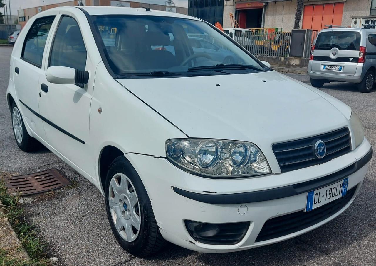 Fiat Punto 1.2i cat 5 porte EL