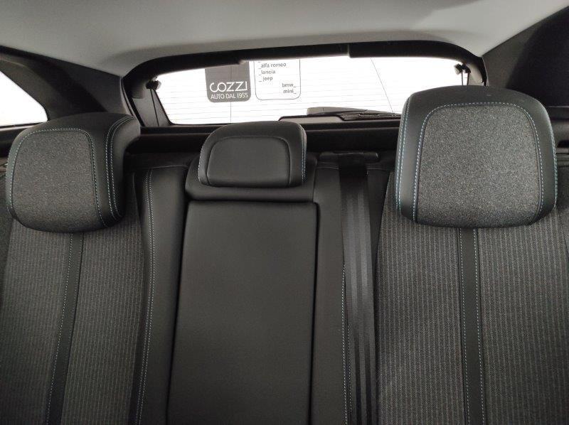 PEUGEOT 3008 2ª serie - 3008 BlueHDi 130 S&S EAT8 Allure