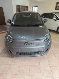Fiat 500 La Prima Berlina 42 kWh