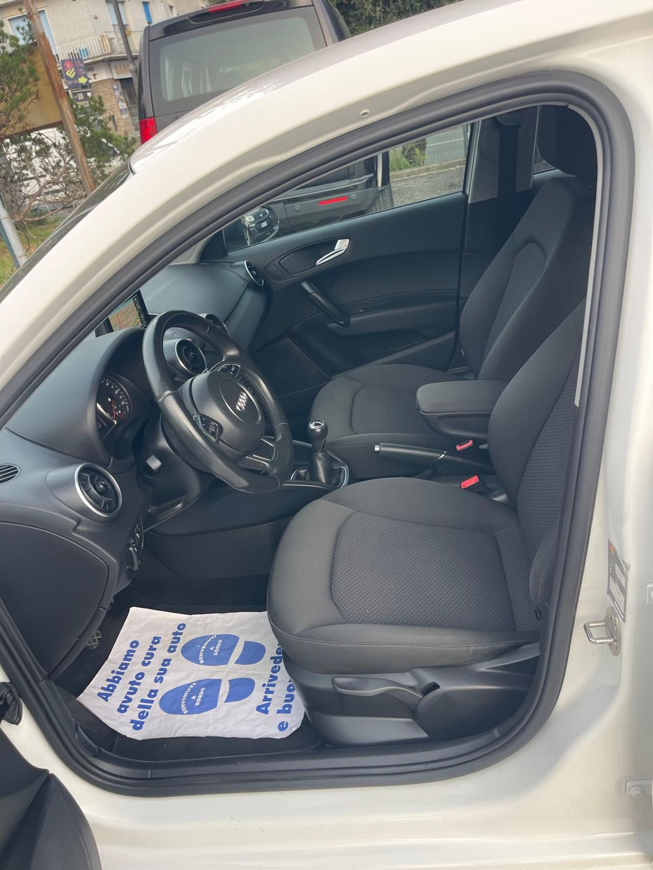 AUDI A1 SPB - SOLO 57 000 KM - UNICO PROPRIETARIO