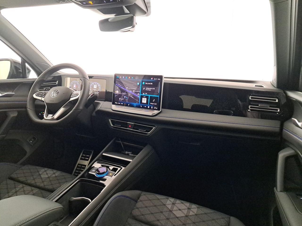 Volkswagen Tiguan 2.0 tdi r-line 150cv dsg