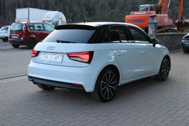 AUDI A1 SPB 1.6TDI 116cv S-line-XENON