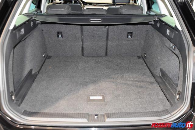 VOLKSWAGEN Passat Variant 2.0 TDI SCR 150 CV DSG BUSINESS + GANCIO TRAINO