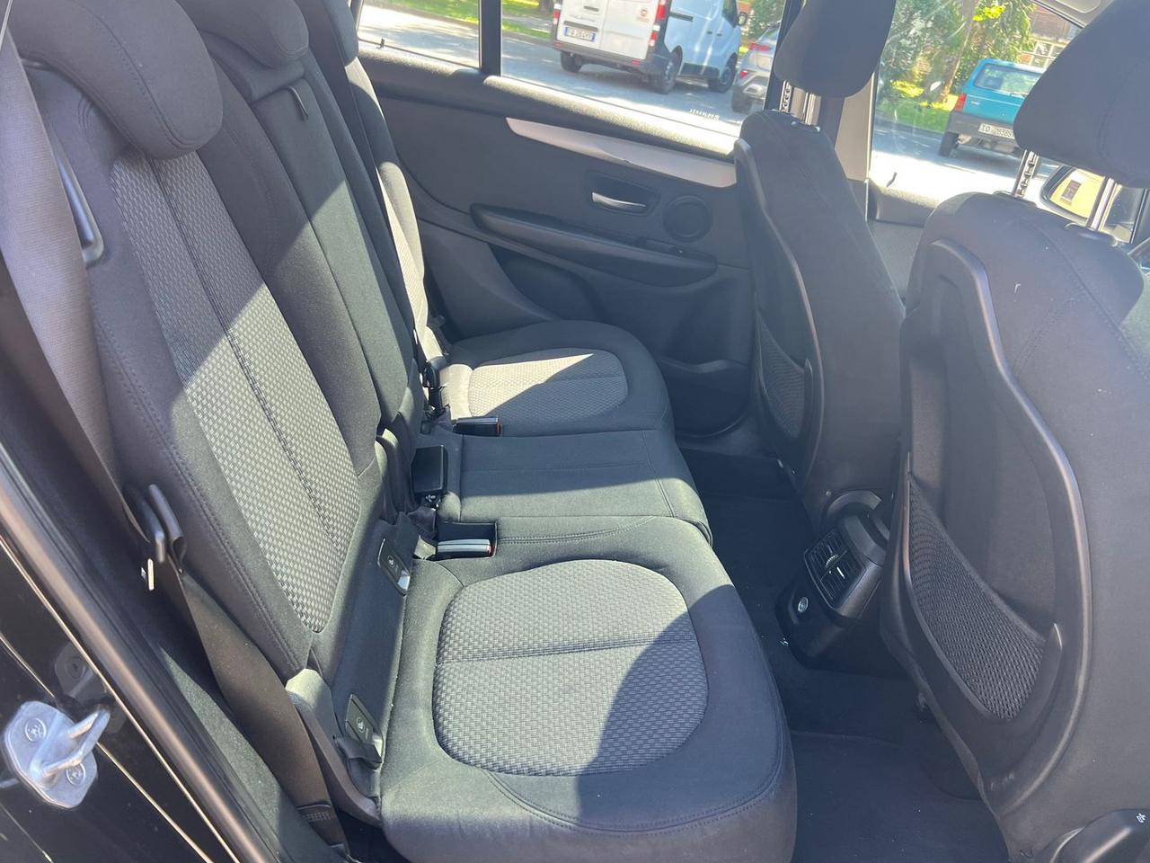 Bmw 218 series 218 d Advantage #11184