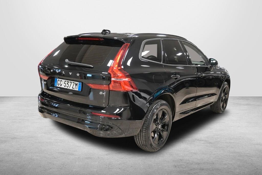 VOLVO XC60 2.0D 197CV B4 (D) GEARTRONIC MOMENTUM ( FARI LED - COCKPIT - NAVI - SENSORI POST. - CERCHI 18 )