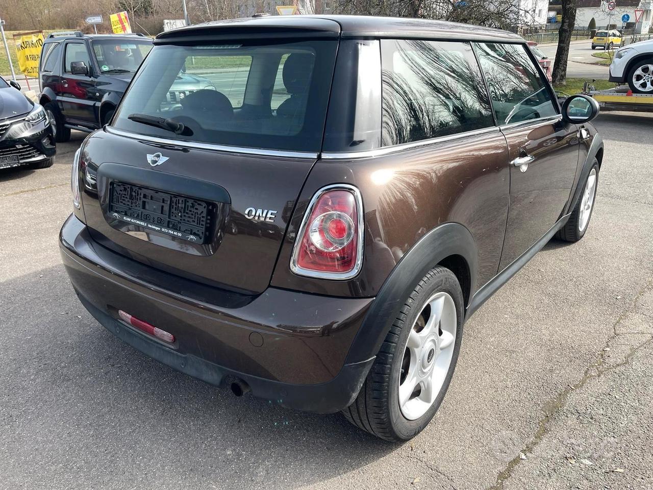 MINI ONE - EDIZIONE MARRONE - UNICA NEL SUO GENERE