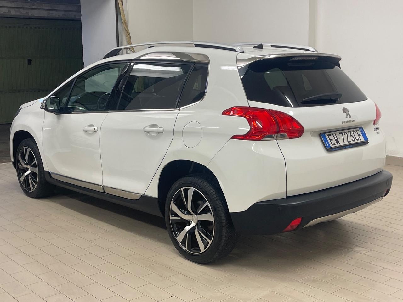Peugeot 2008 1.6 e-HDi 115 CV Stop&Start Allure