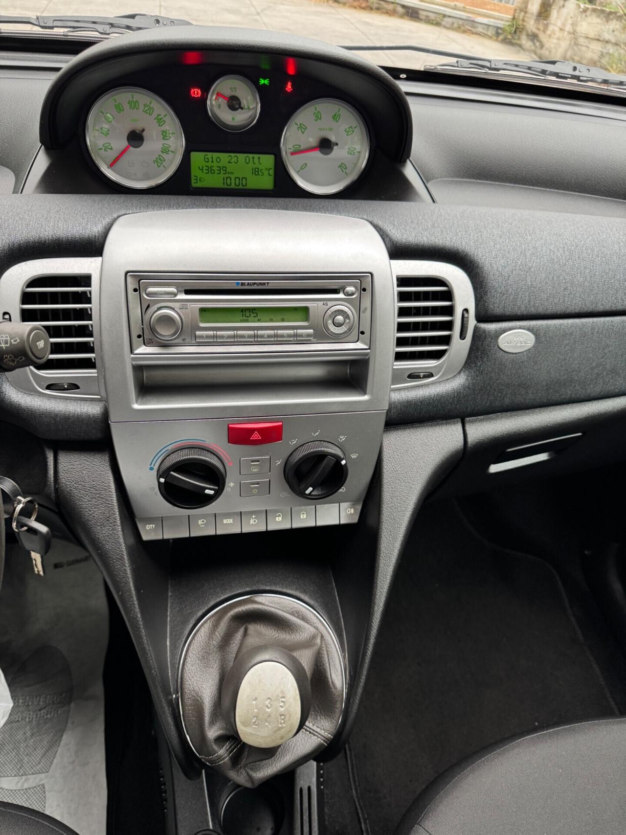 LANCIA YPSILON 1.2 NEOPATENTATI KM 43 MILA !!