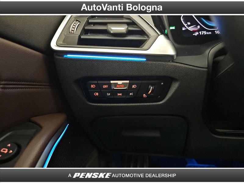 BMW Serie 3 330e Luxury