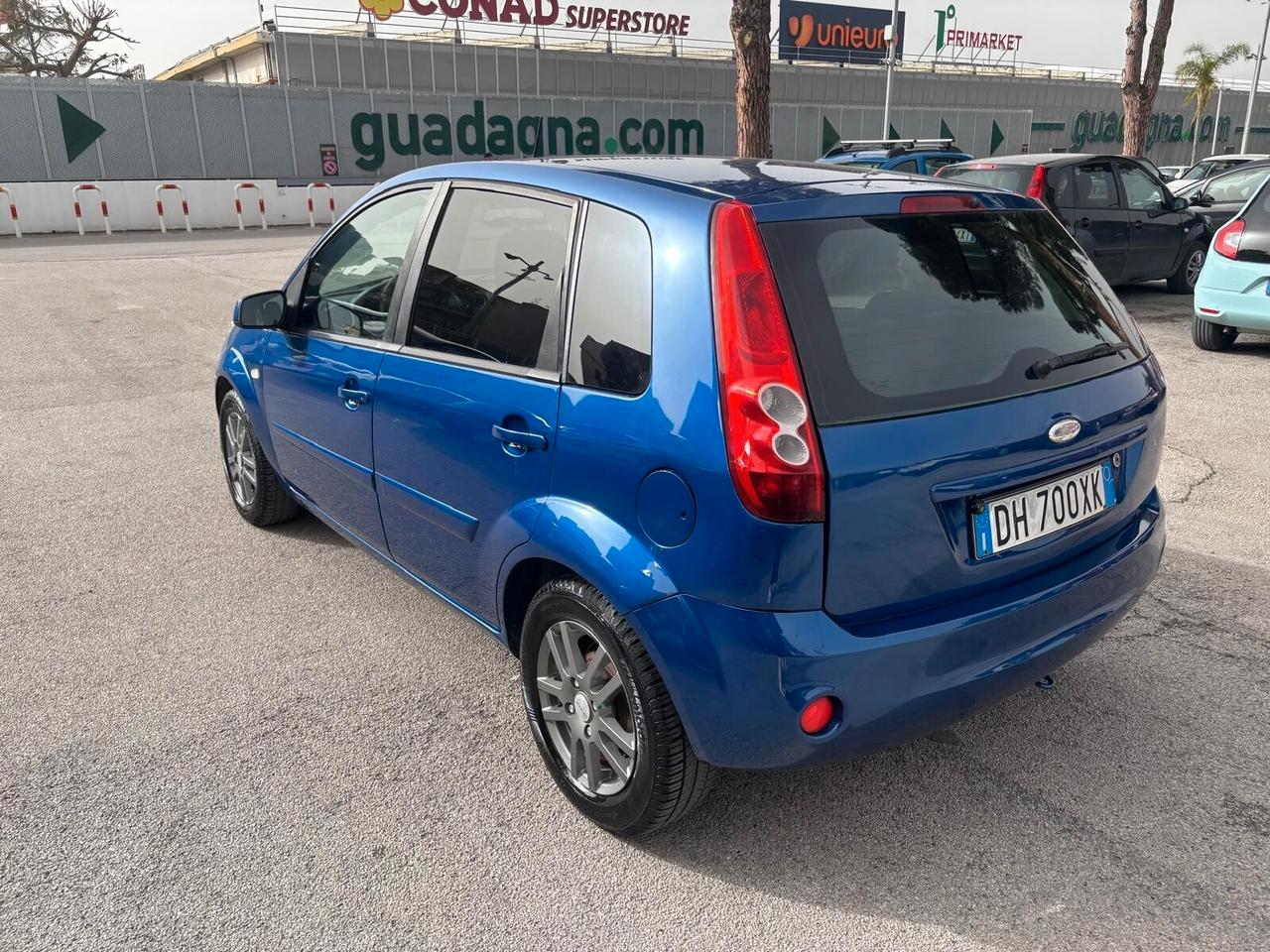 Ford Fiesta 1.4 TDCi 5p. Ghia