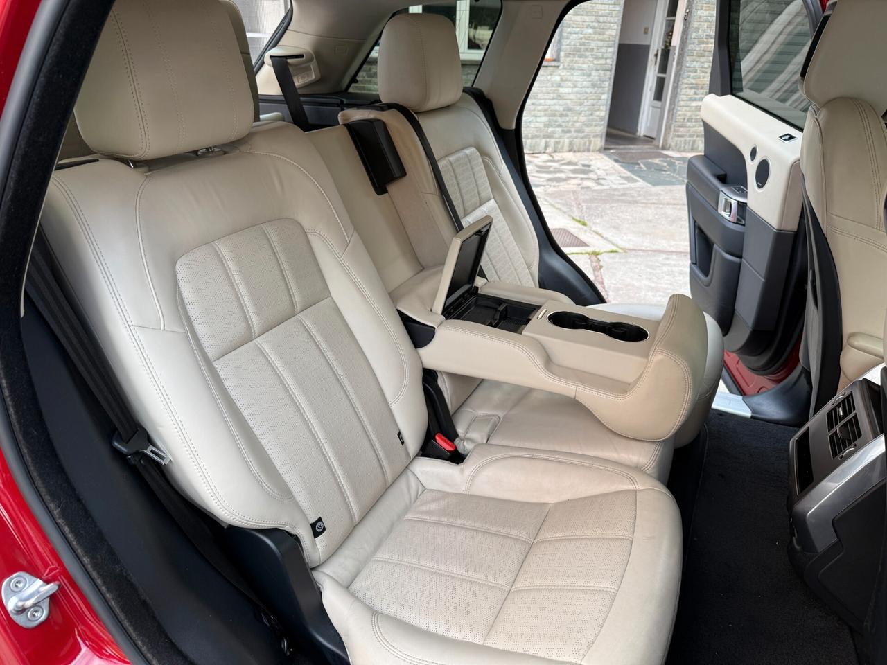 Land Rover Range Rover Sport Range Rover Sport 3.0 SDV6 249 CV HSE Dynamic 7 POSTI