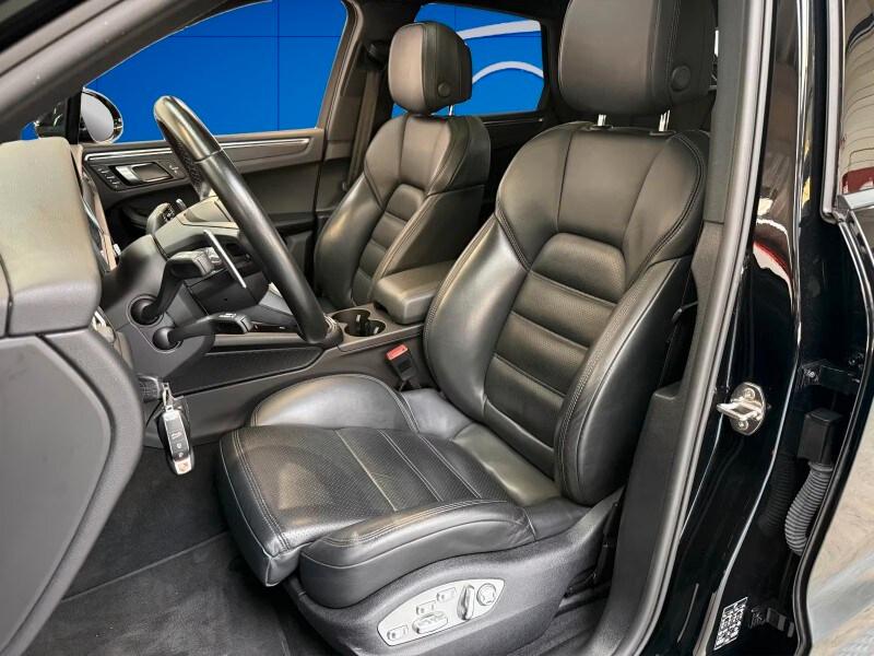 PORSCHE Macan 1ªs. '13-'25 Macan 2.0