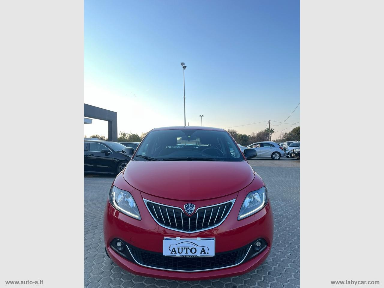 LANCIA Ypsilon 1.0 FireFly 5p.S&S Hybrid Silver Vecchio proprietario privato NO EX NOLEGGIO
