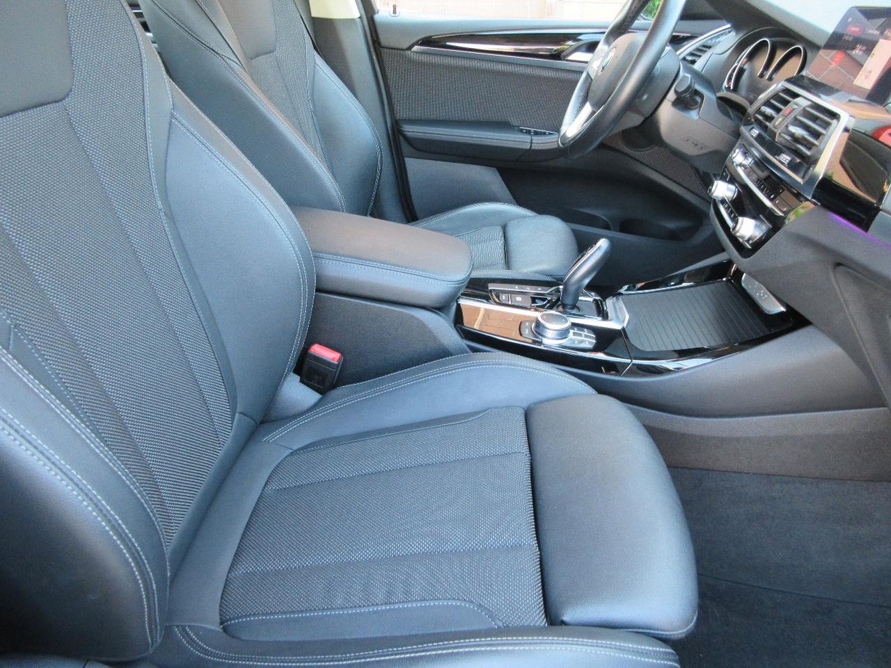 BMW X3 xDrive20d mhev 48V xLine auto