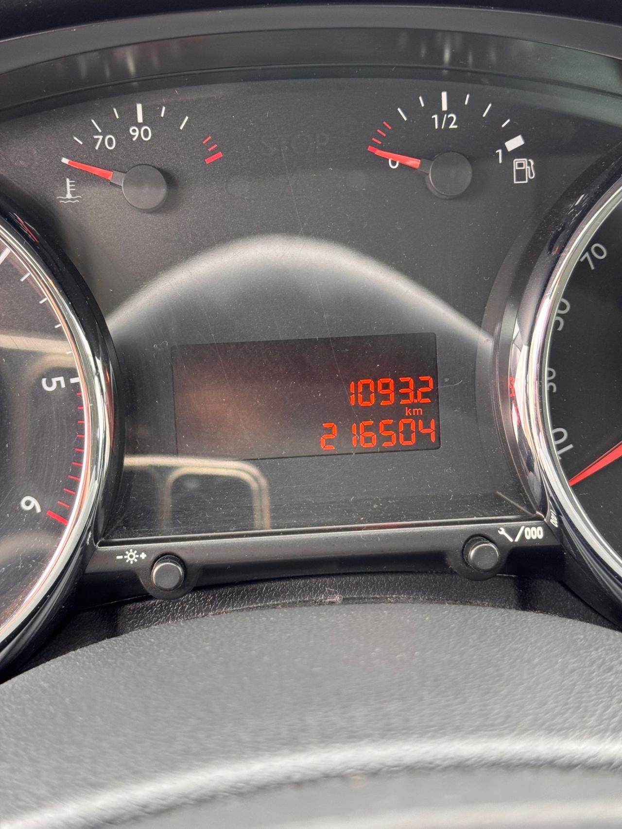 Peugeot 3008 1.6 HDi 112CV Business