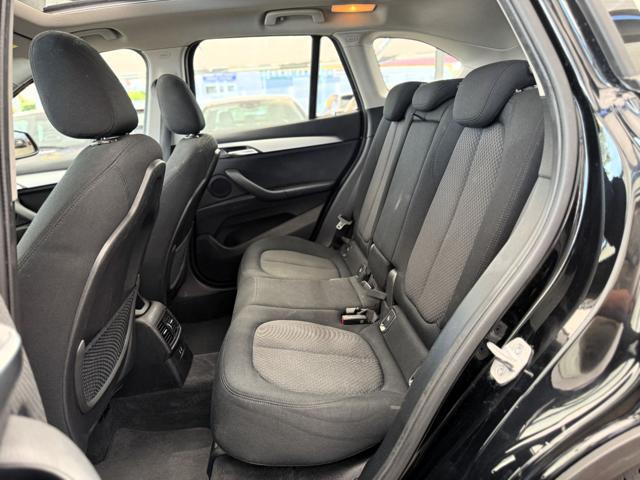 BMW X1 sDrive18d Business Advantage (Navi/Auto/LED)