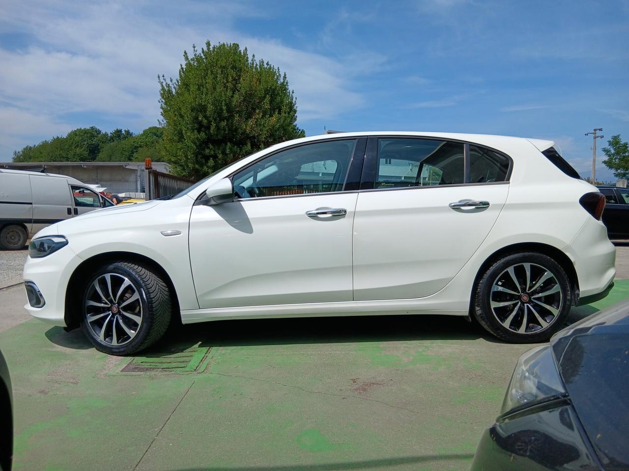 Fiat Tipo 1.4 Turbo Lounge neopatentati
