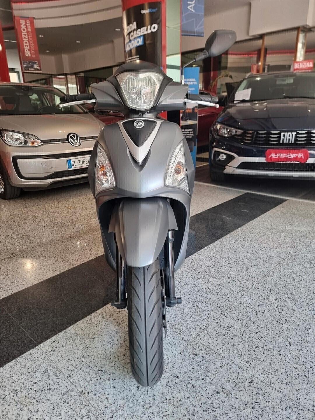 Sym Simply "2" 125 UNICO PROPRIETARIO