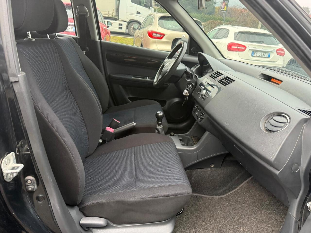 Suzuki Swift 1.3 4x4 5p. GL