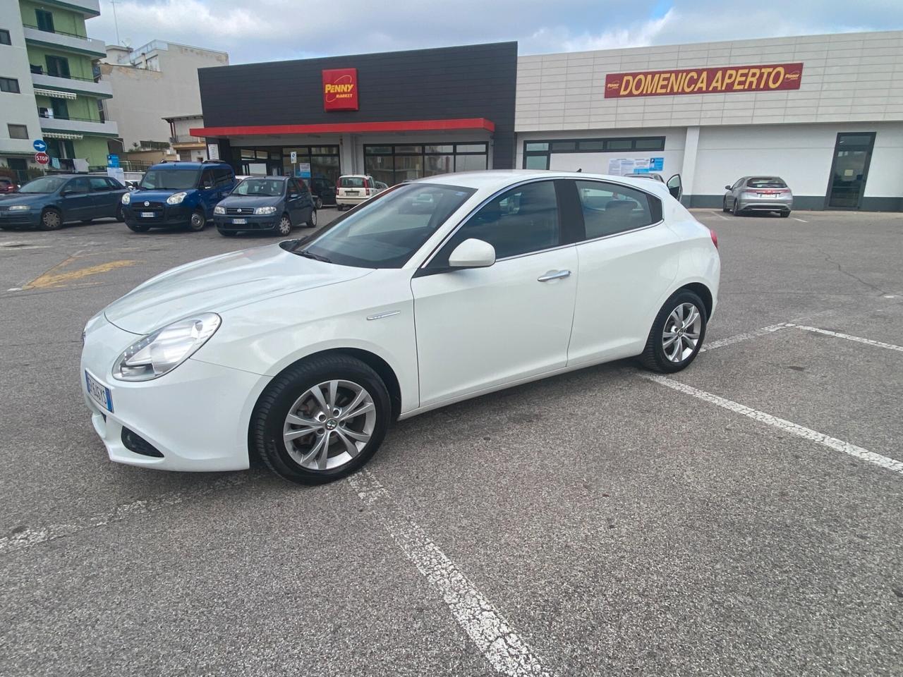 Alfa Romeo Giulietta 1.6 JTDm-2 105 cv/nuovissima