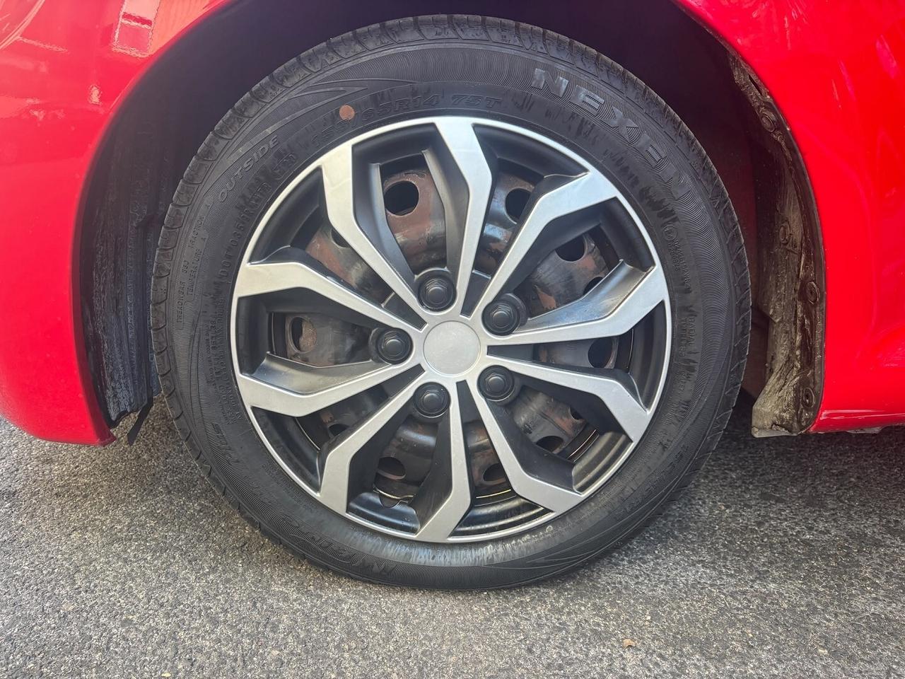 Toyota Aygo 1.0 - PASSAGGIO DI PROPRIETà INCLUSO