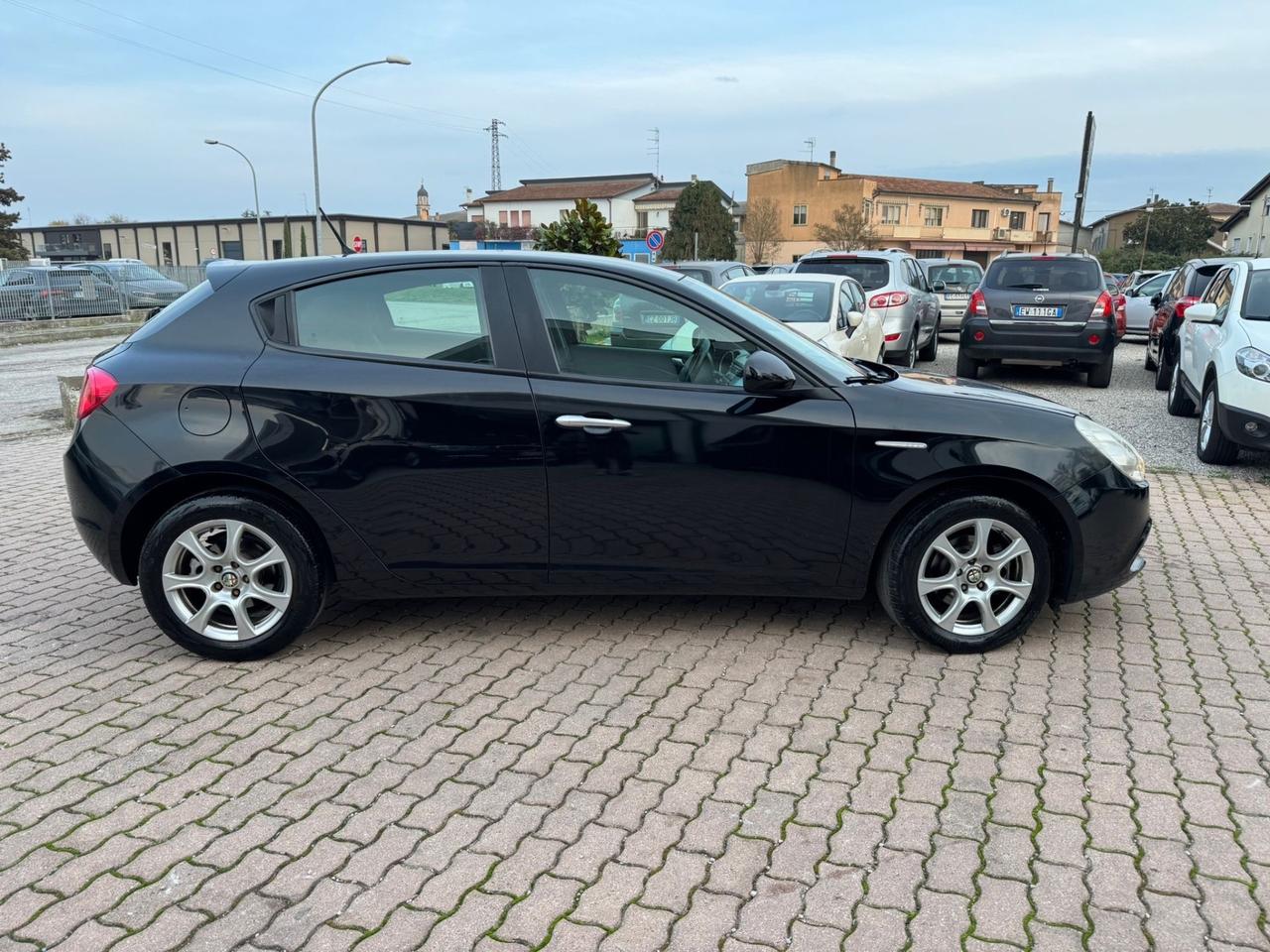 Alfa Romeo Giulietta 1.6 JTDm-2 105 CV Exclusive