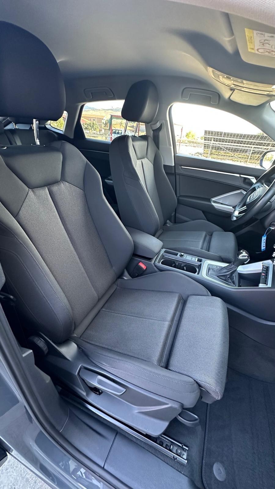 Audi Q3 35 TDI S tronic