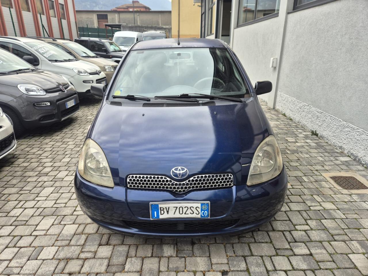 Toyota Yaris 1.0i 16V 3 porte