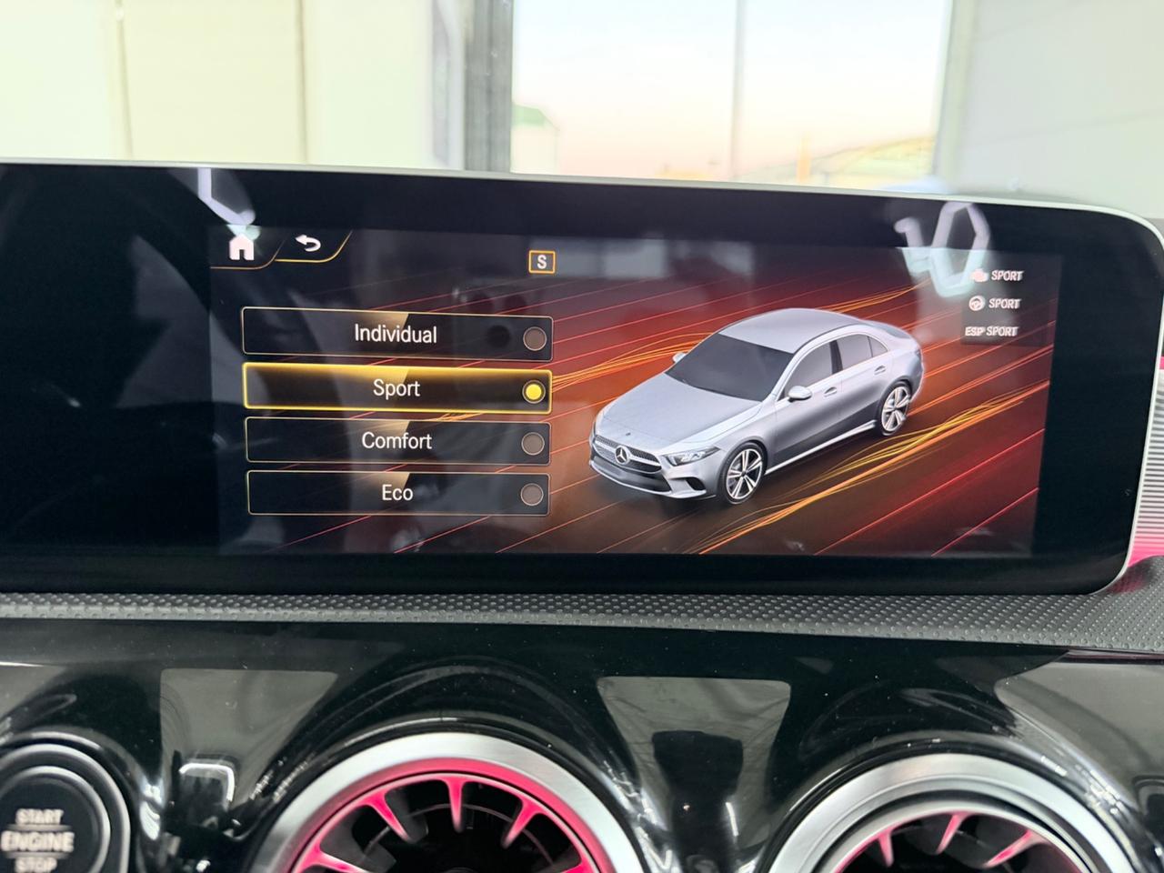 Mercedes-benz A 180d 116CV Automatic AMG-Line NEOPATENTATO