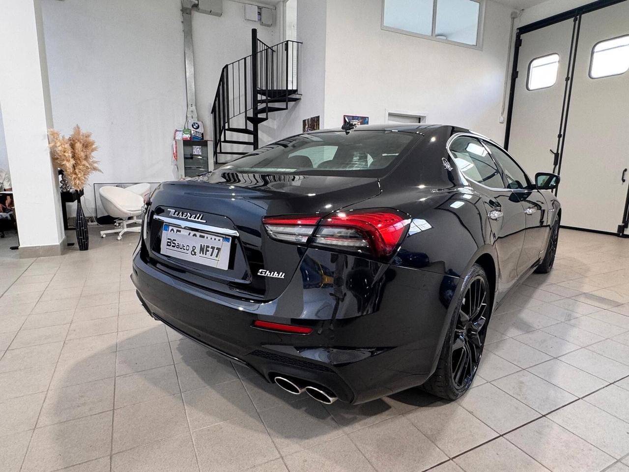 Maserati Ghibli V6 Diesel 275 CV Gransport