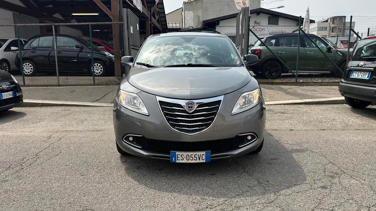 Lancia Ypsilon 1.2 69 CV 5 porte GPL Ecochic Gold