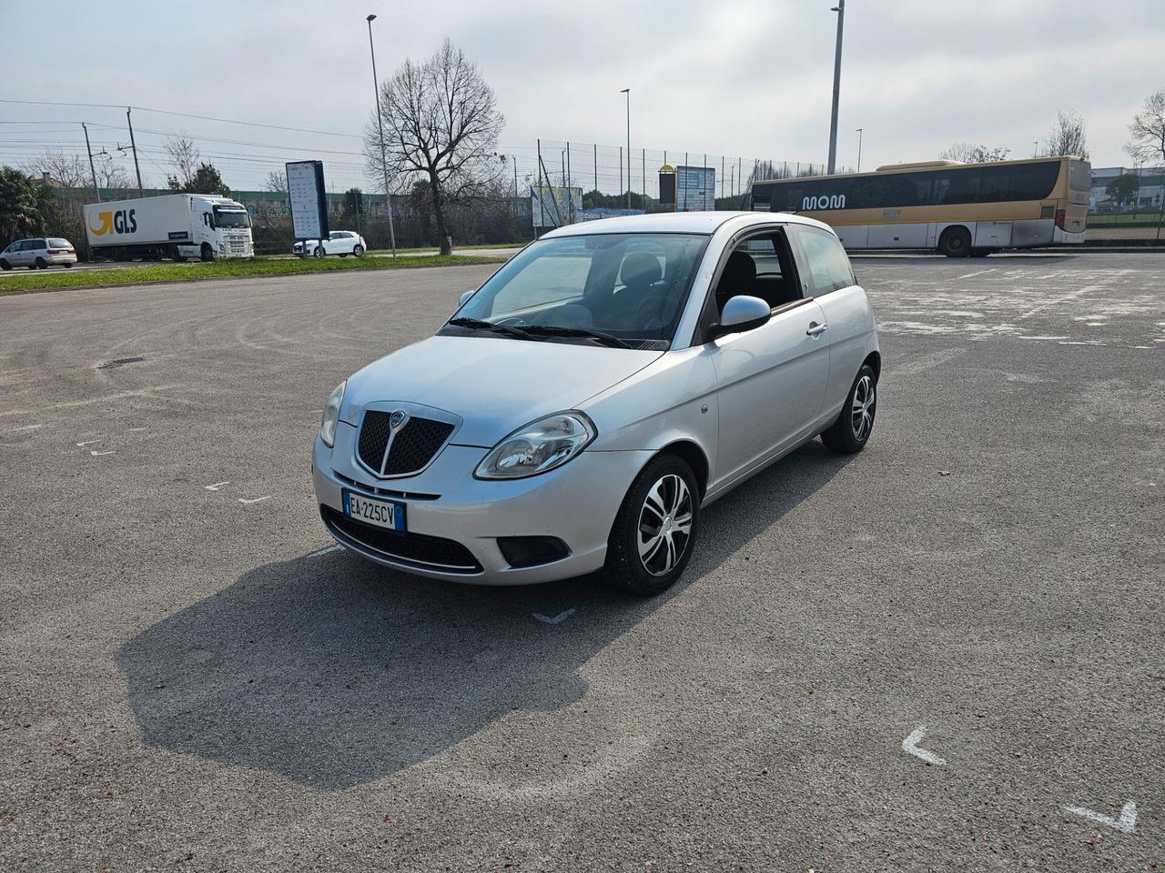 Lancia Ypsilon 1.2 69 CV Argento