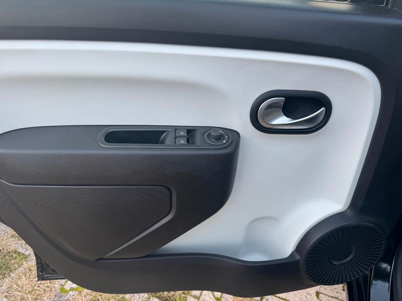 Renault Twingo 1.0cc SCe 65cv Equilibre