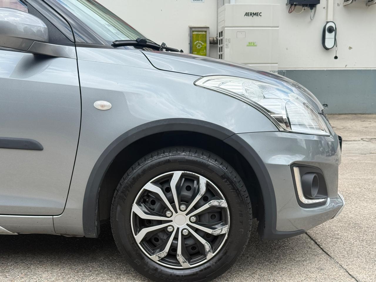 Suzuki Swift 1.2 Dualjet 4WD 5 porte B-Road Bi-Color S&S