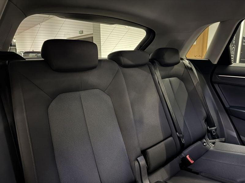 Audi Q3 Q3 2.0 TDI 150 CV S tronic S line Edition