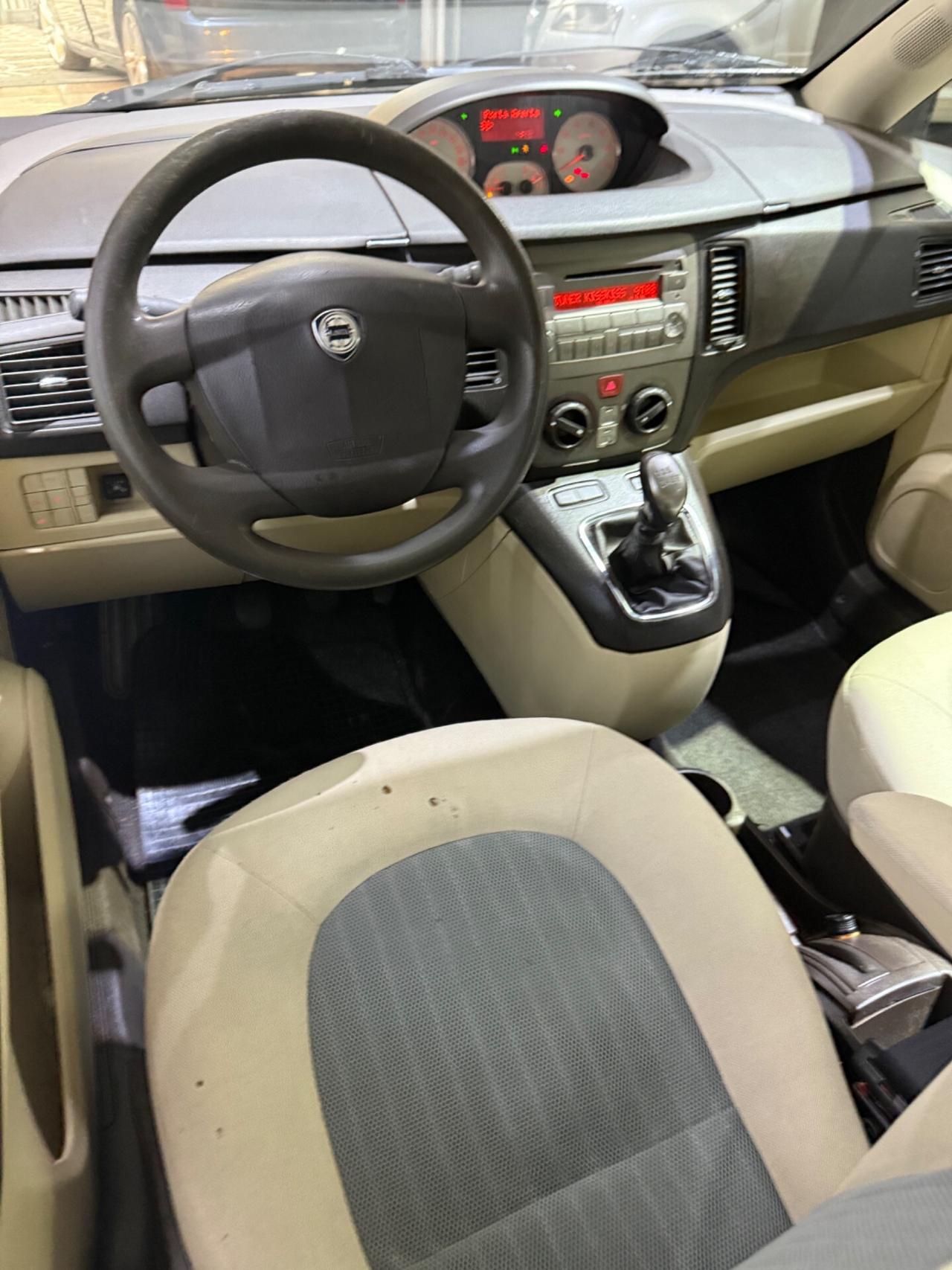 Lancia MUSA 1.4 16V Oro GPL