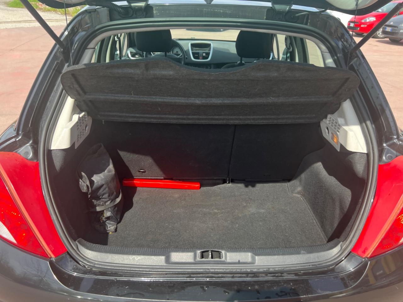 Peugeot 207 1.4 8V 75CV 5p. Energie ECO GPL