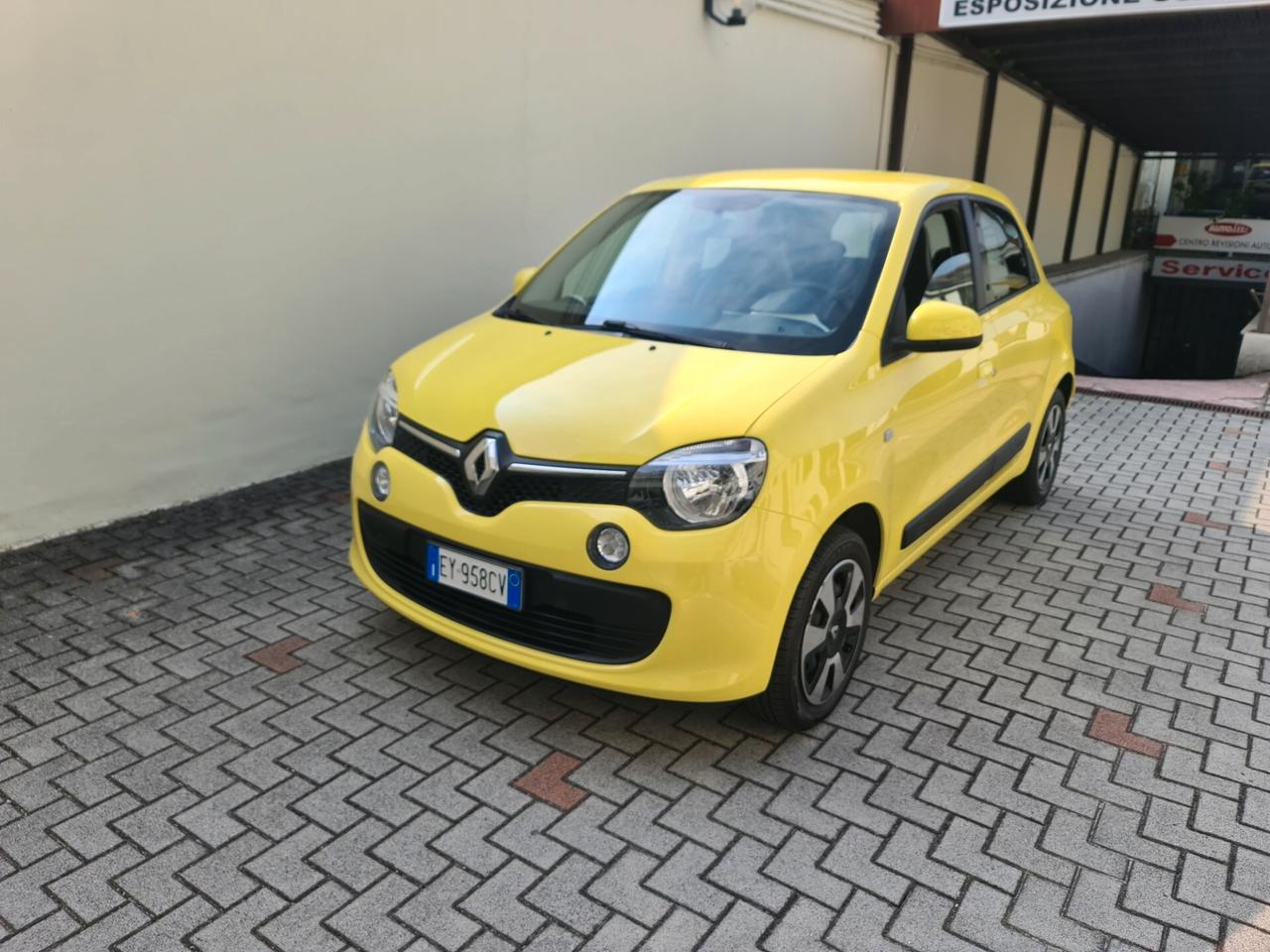 Renault Twingo 1.0 SCe Live - unicoprop.