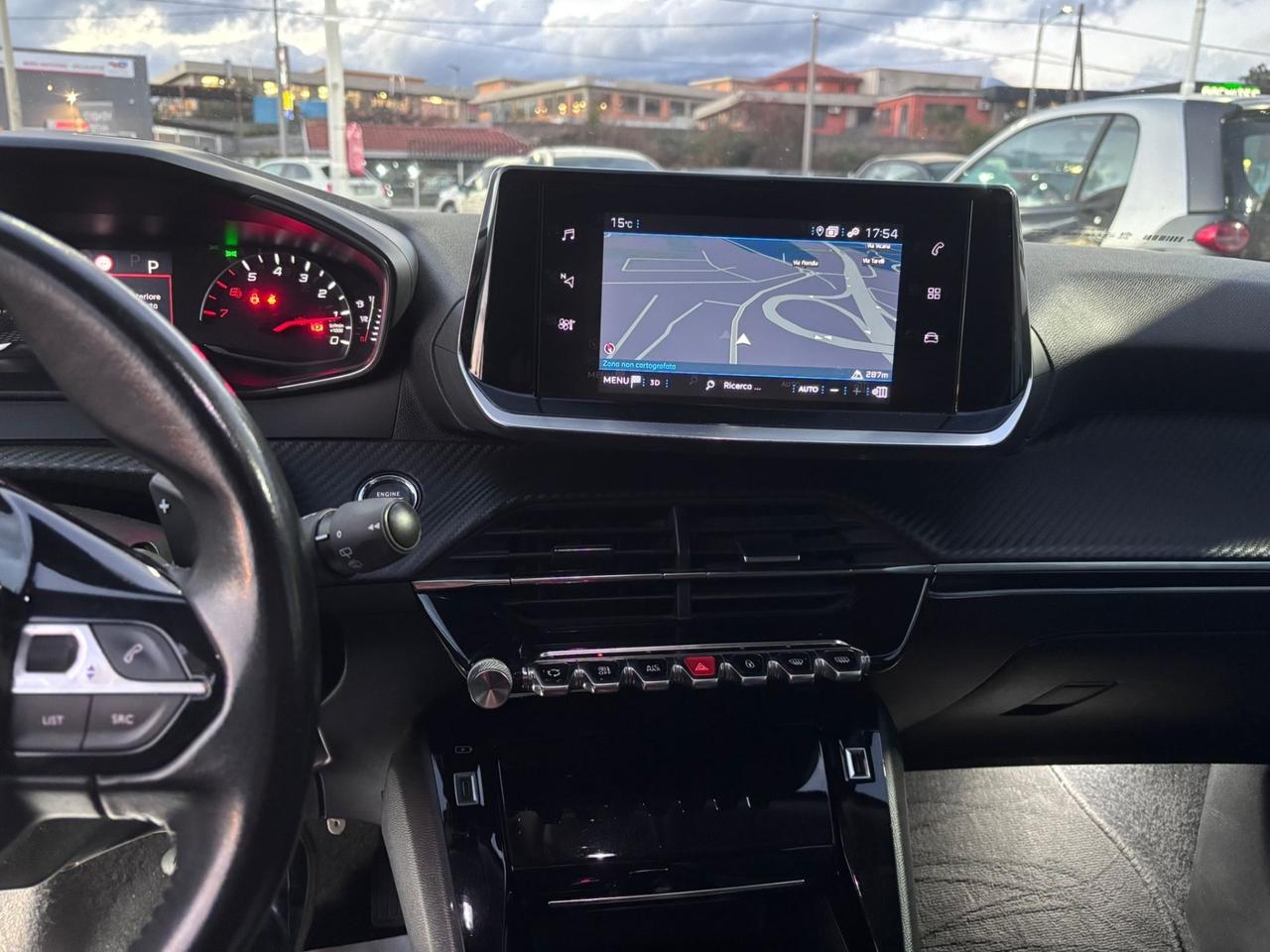 Peugeot 2008 BlueHDi 130 S&S EAT8 Allure