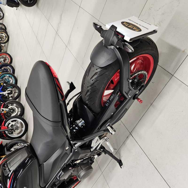 Triumph Trident 660 Triple Tribute Edition - 2025