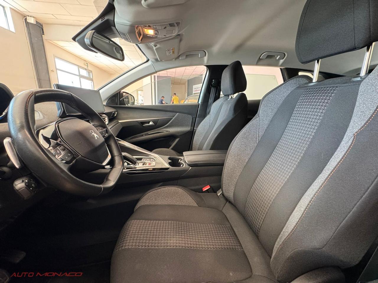 Peugeot 3008 BlueHDi 130cv EAT8 Active 2021