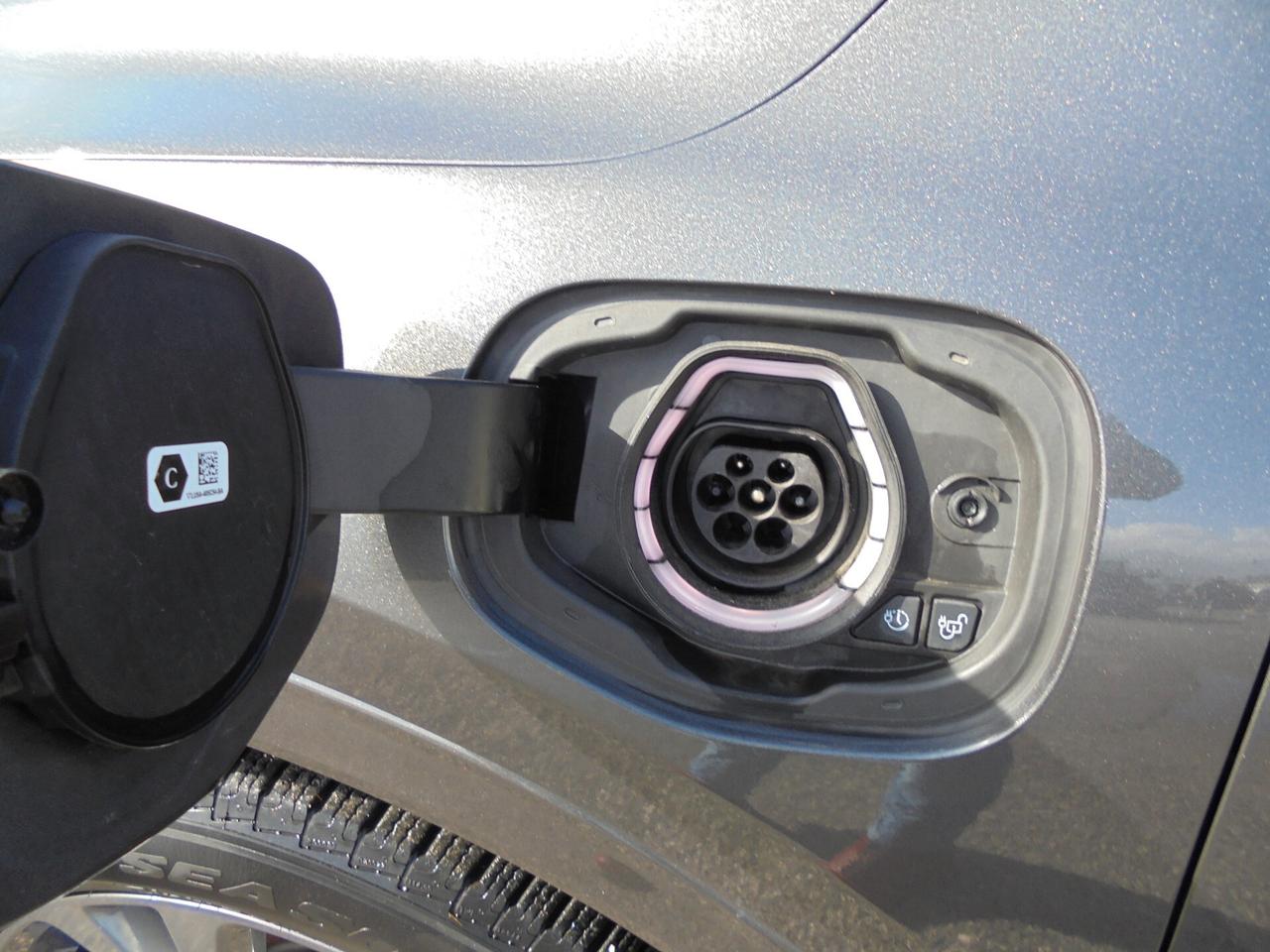 Ford Kuga 2.5 Plug In Hybrid 225 CV CVT 2WD ST-Line X
