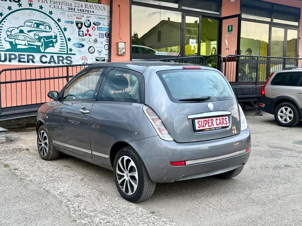 Lancia Ypsilon 1.3MJT 75CV Platino NEOPATENTATI
