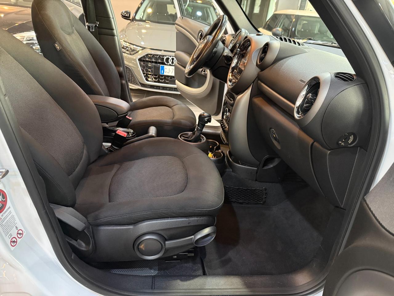 Mini Cooper D Countryman 2.0 CAMBIO AUTOMATICO 126.000 KM!!