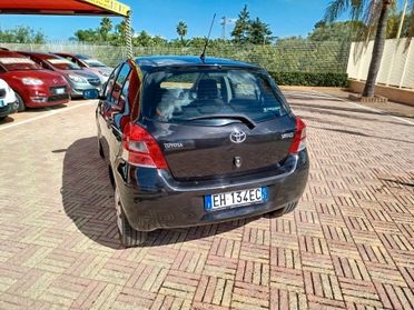 Toyota Yaris 1.0 5 porte Sol