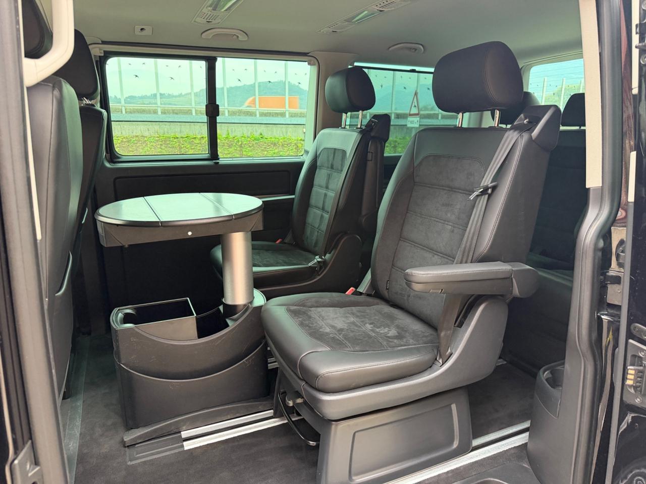 Volkswagen Multivan T6 - DSG 4x4 BULLI FULL