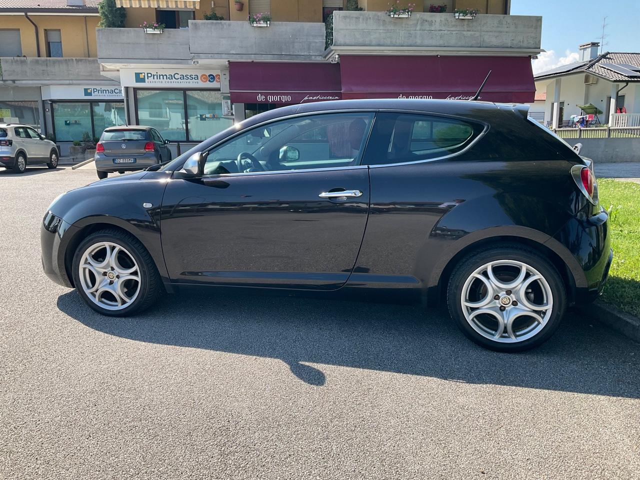 Alfa Romeo MiTo 1.3 JTDm-2 95 CV S&S Distinctive Sport Pack